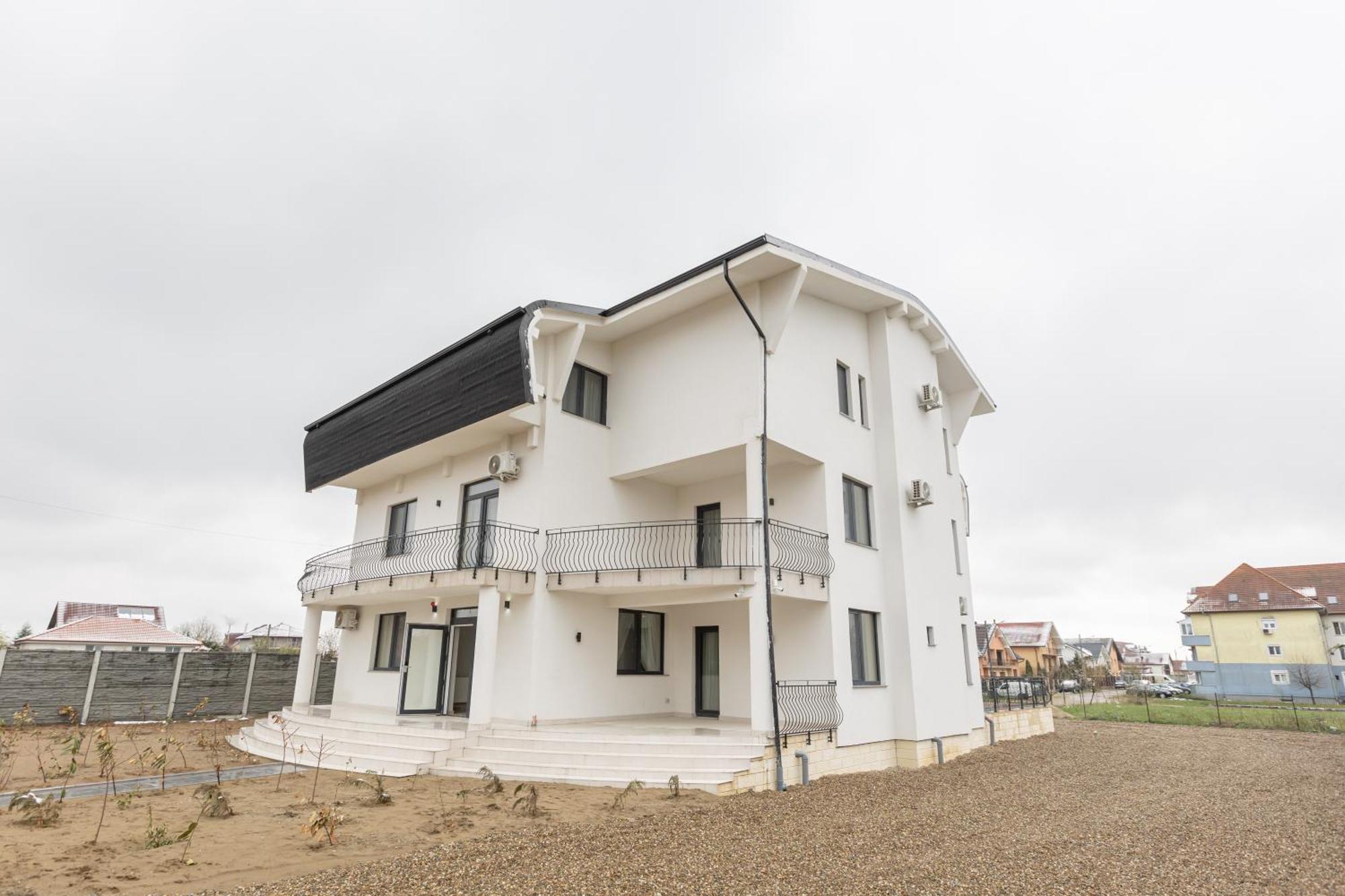 Villa Class Sînmartin Екстериор снимка